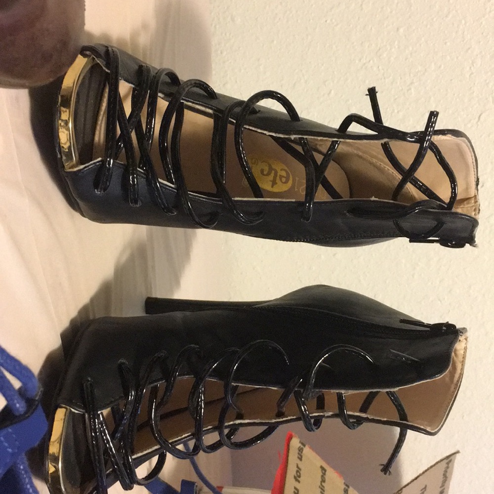 Trade - Picture 4 of 4